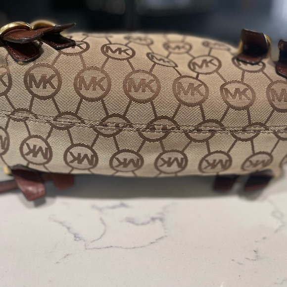 Michael Kors Tan and Brown Logo Hobo Bag - Picture 5 of 8